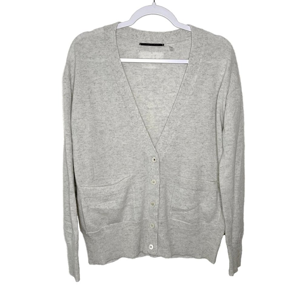 Brazeau Tricot | Cashmere Cardigan Sweater in Muslin Gray - Picture 2 of 8